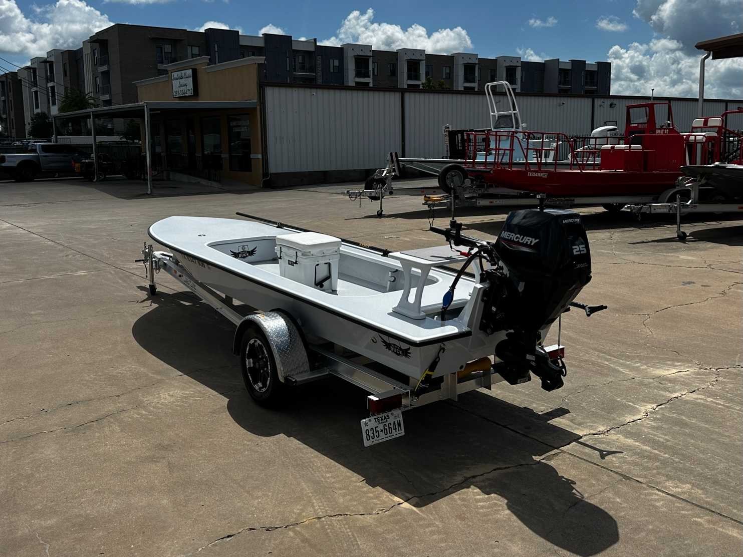 2024 BLACK DUCK Cromis 18 Flat/Skiff