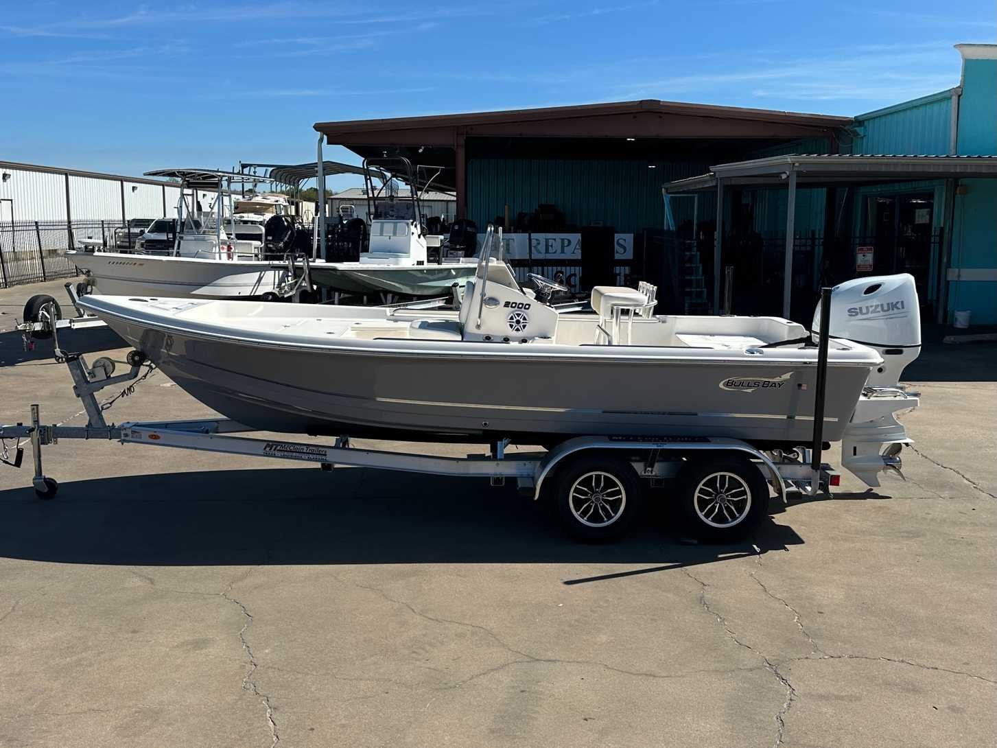 2026 Bulls Bay 2000 Bay Boat