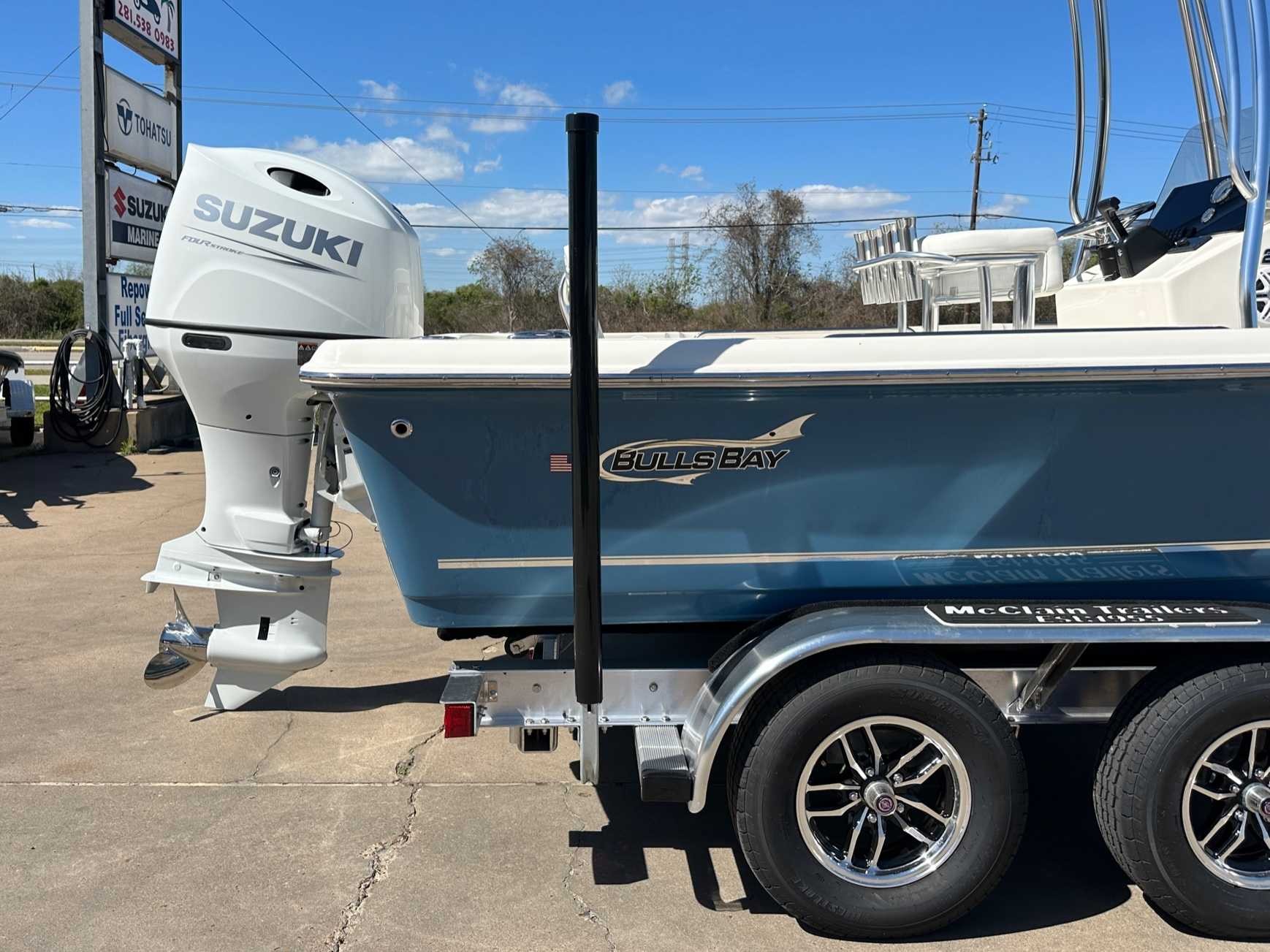 2026 Bulls Bay 2200 XS Bay Boat