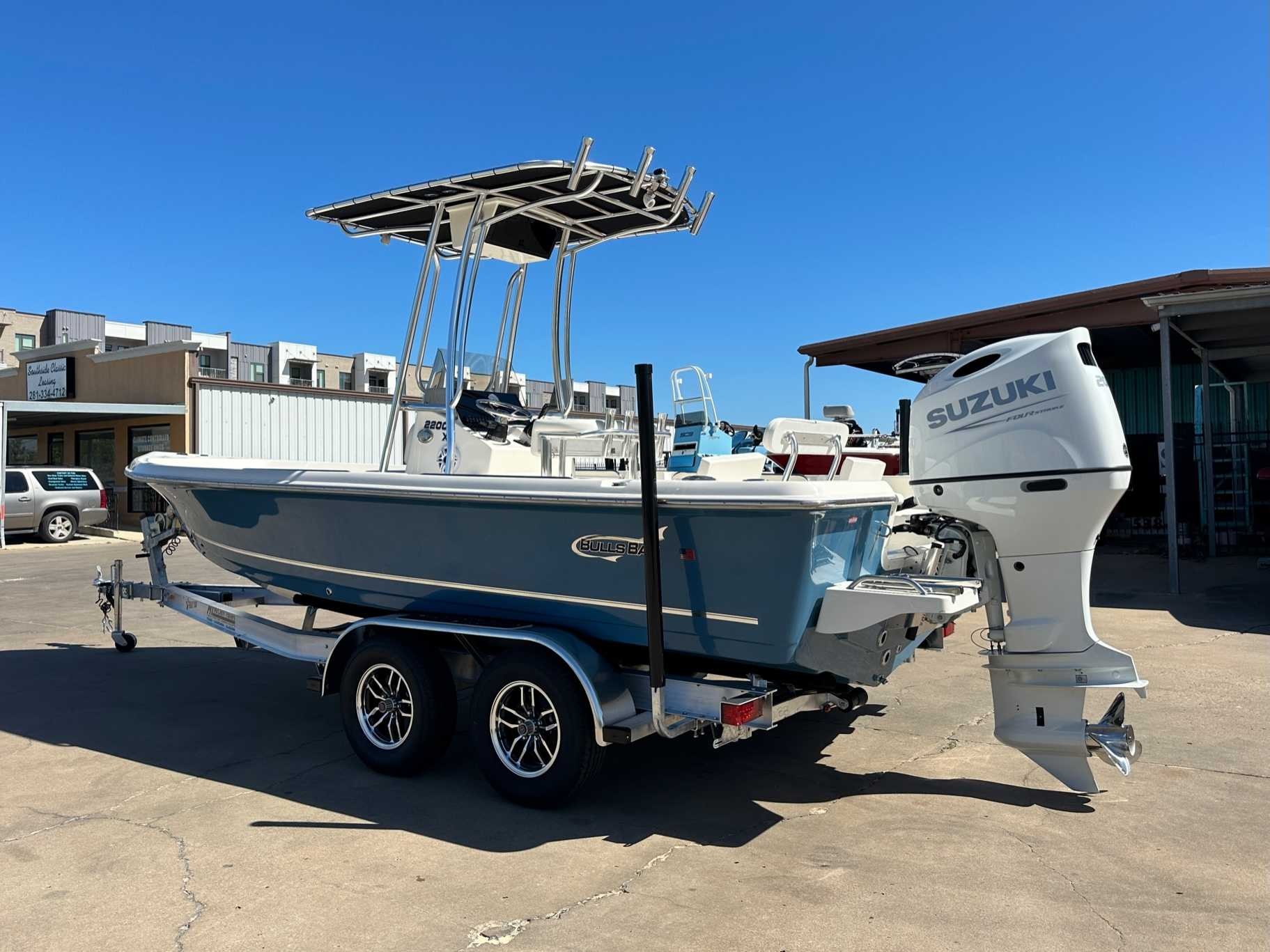 2026 Bulls Bay 2200 XS Bay Boat