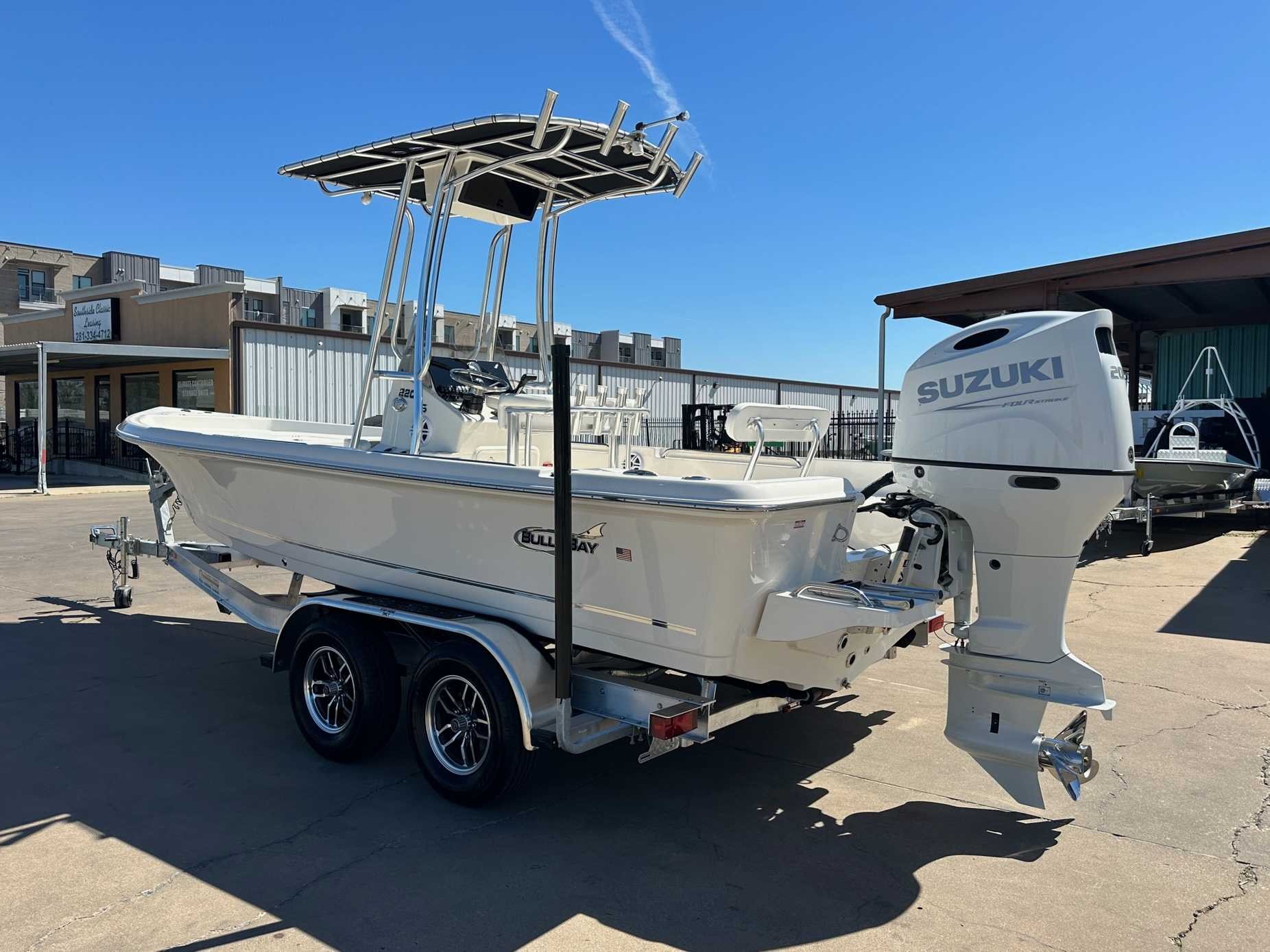 2026 Bulls Bay 2200 XS Bay Boat