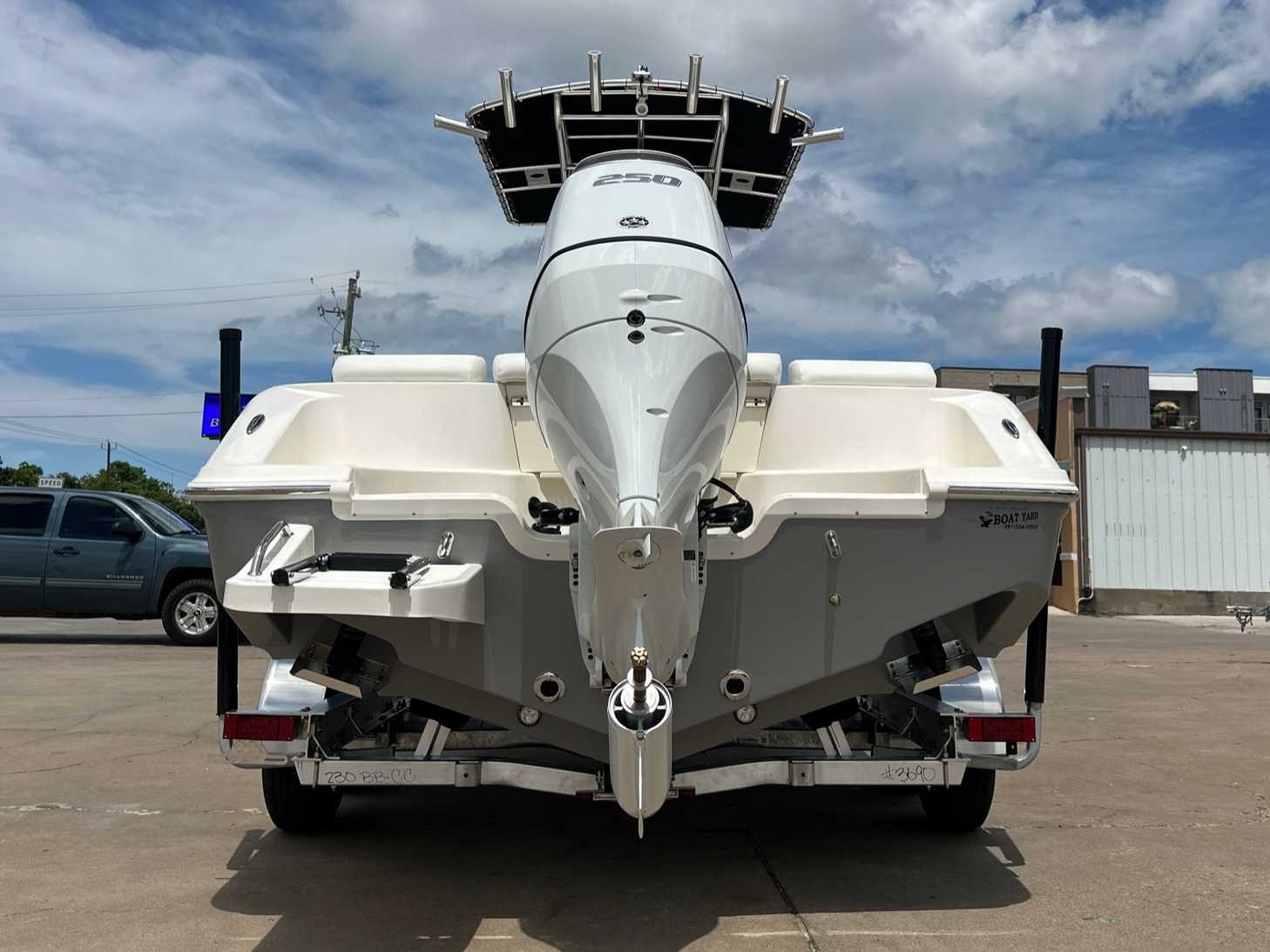 2026 Bulls Bay 230CC Bay Boat