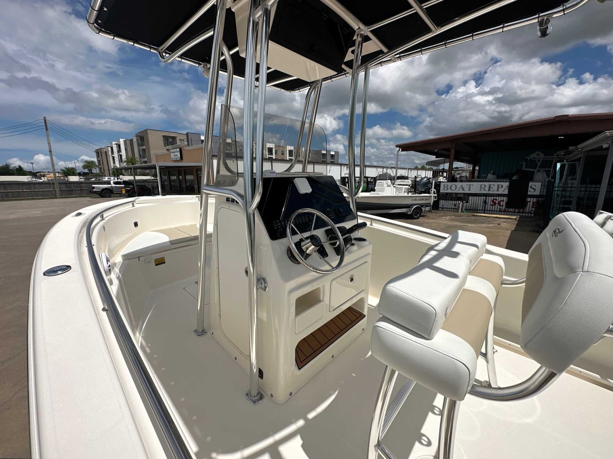 2026 Bulls Bay 230CC Bay Boat