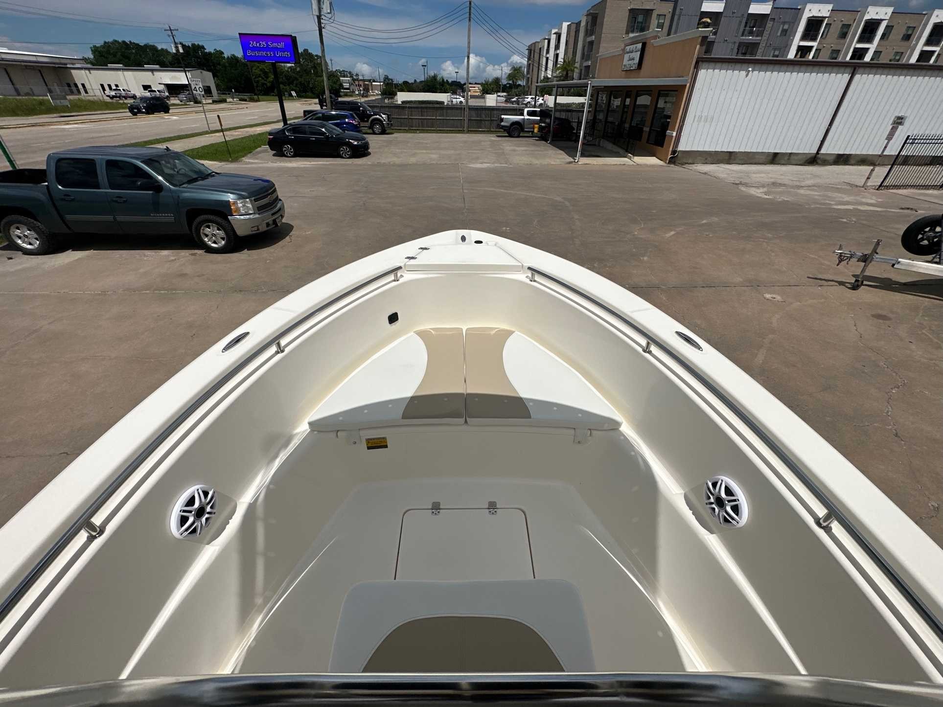 2026 Bulls Bay 230CC Bay Boat