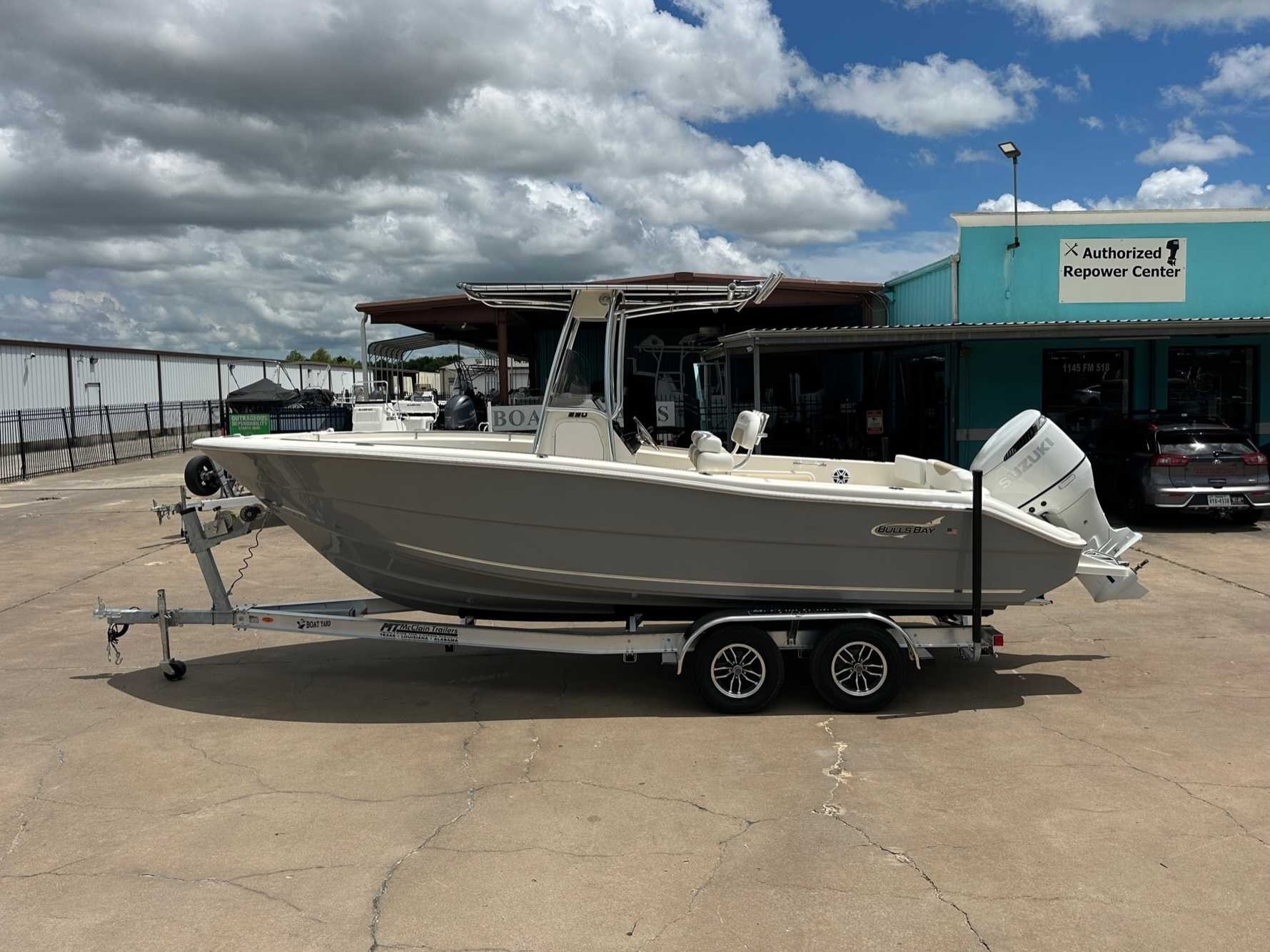 2026 Bulls Bay 230CC Bay Boat