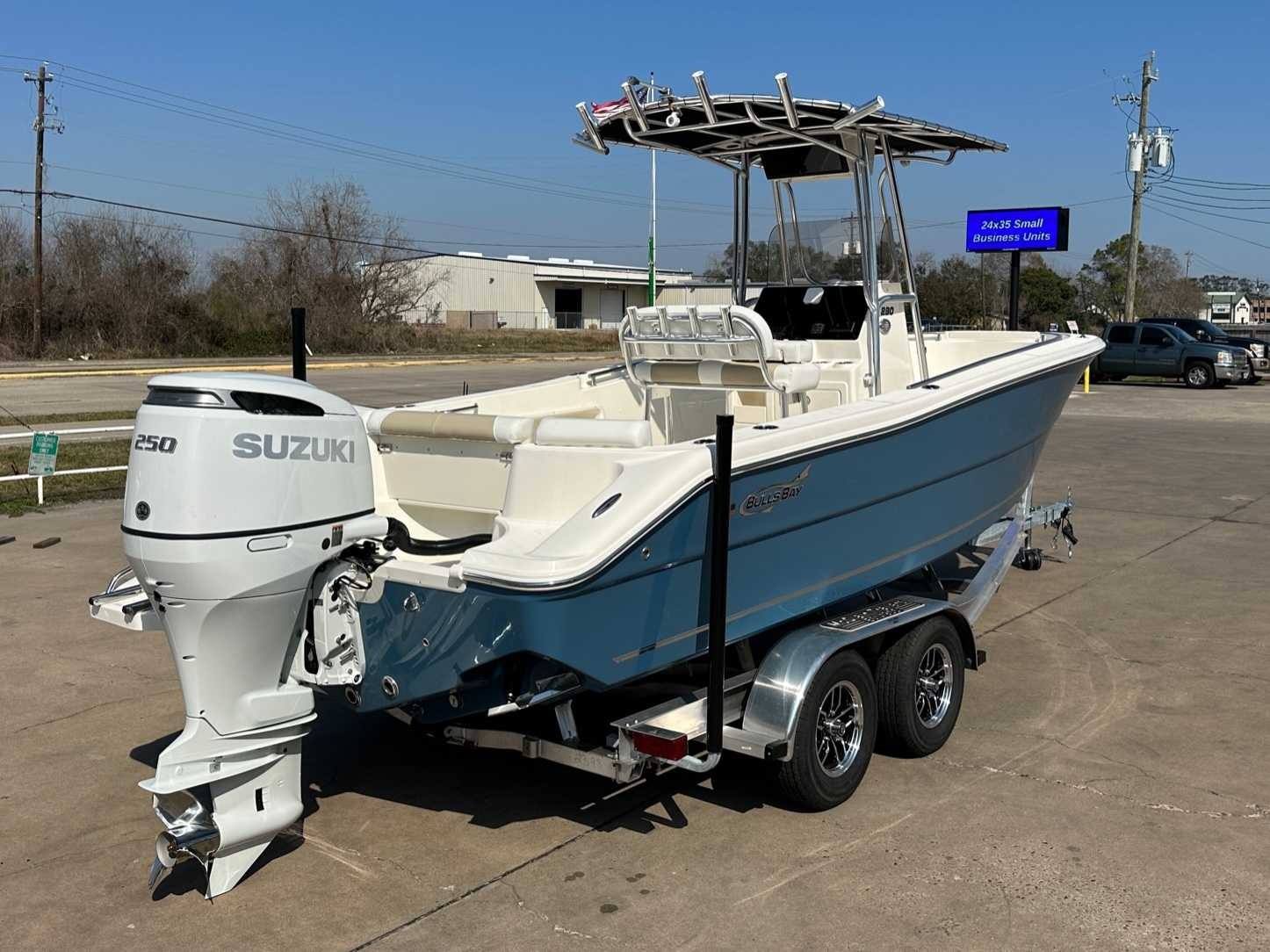 2026 Bulls Bay 230CC Bay Boat