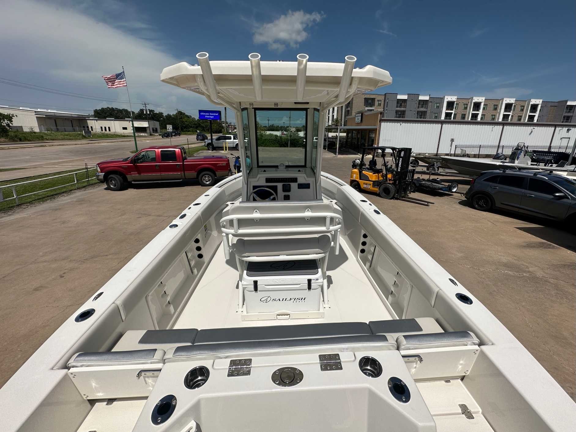 2026 Sailfish Boats 232CC Center Console