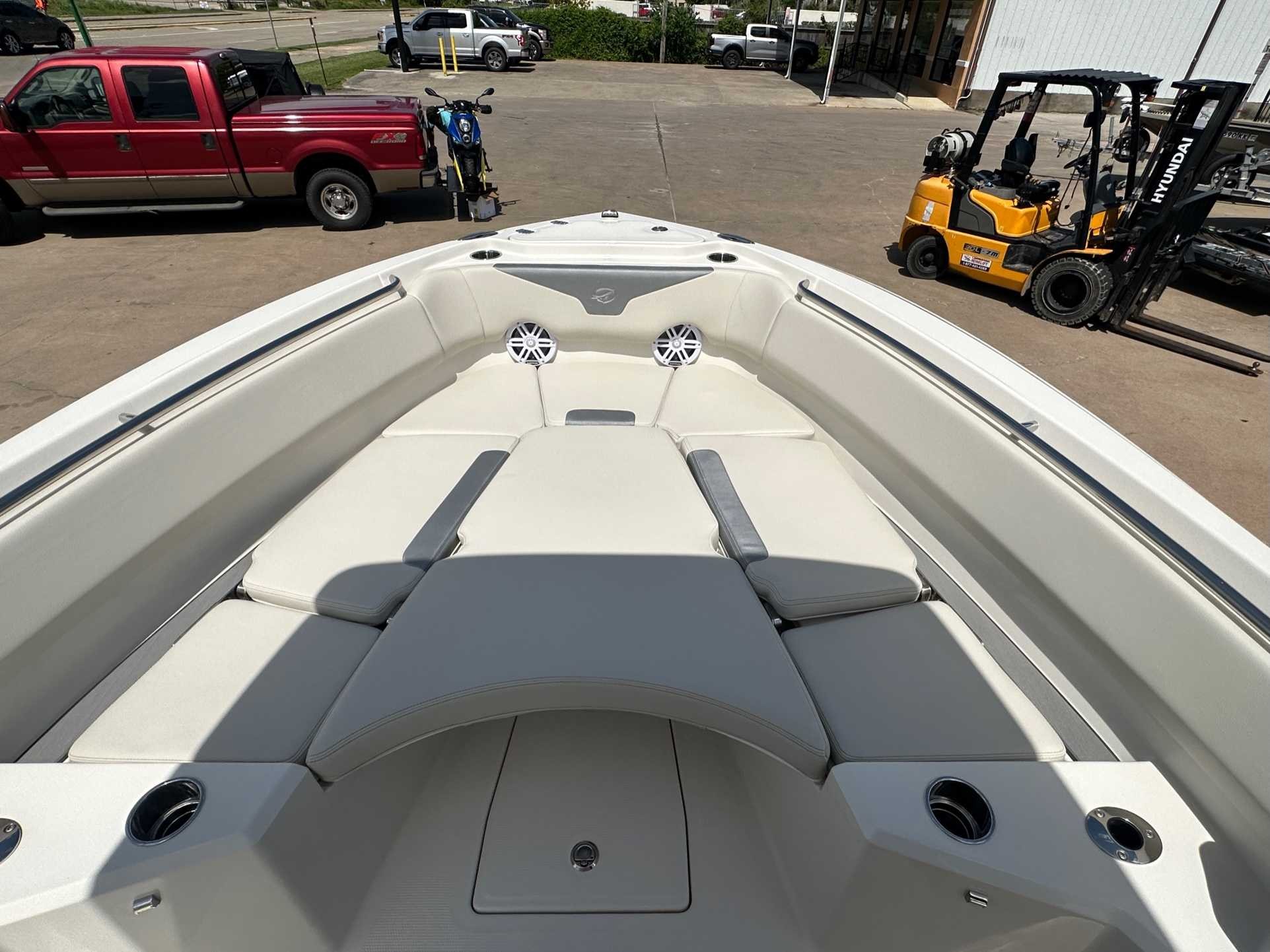 2026 Sailfish Boats 232CC Center Console