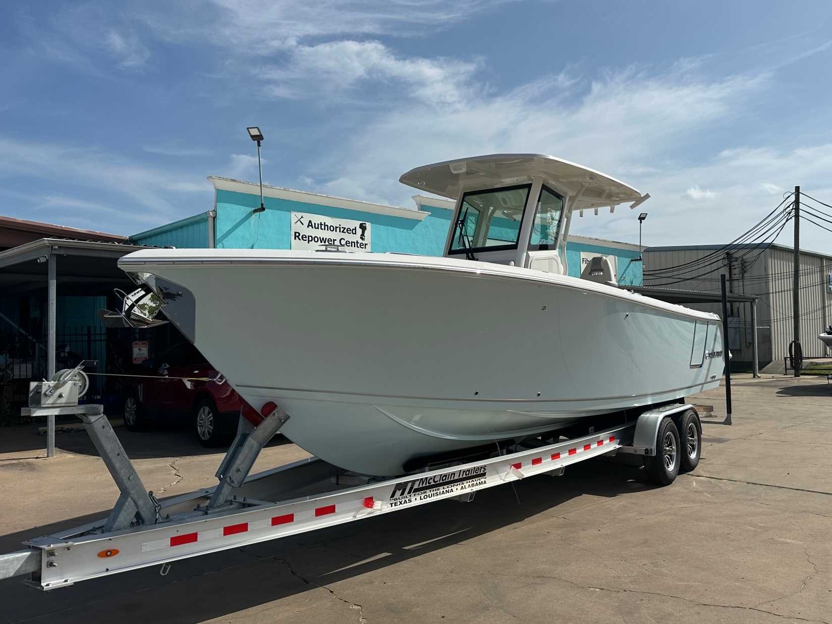 2026 Sailfish Boats 272CC Center Console