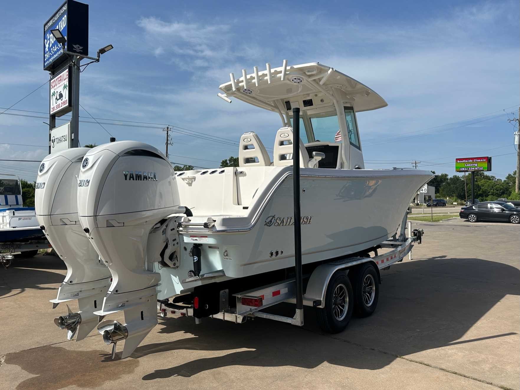 2026 Sailfish Boats 272CC Center Console