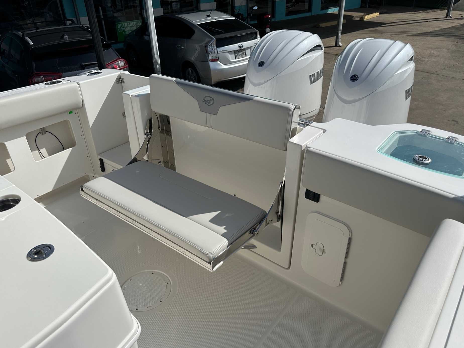2026 Sailfish Boats 272CC Center Console
