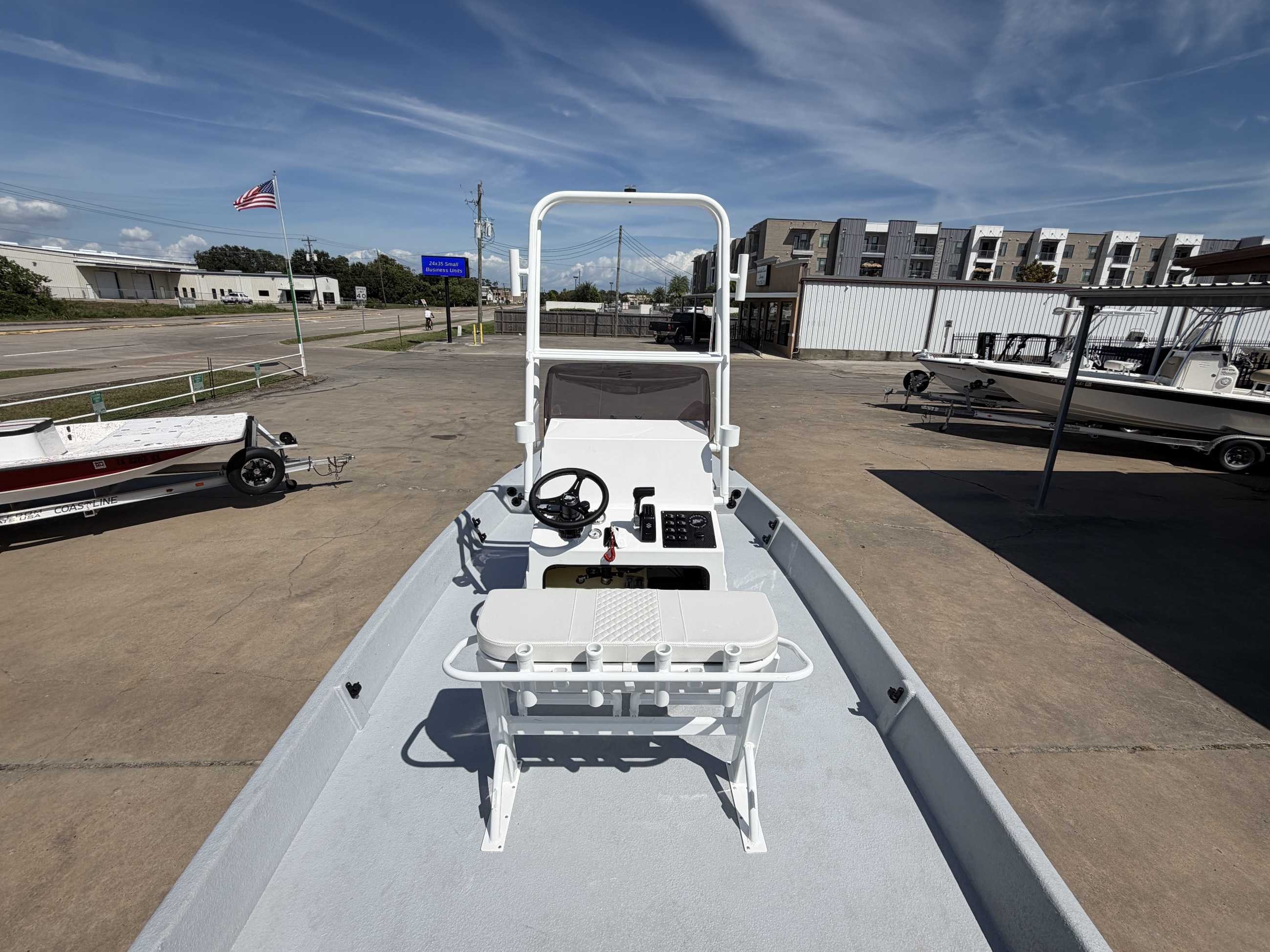 2027 Freedom Commander Flat/Skiff