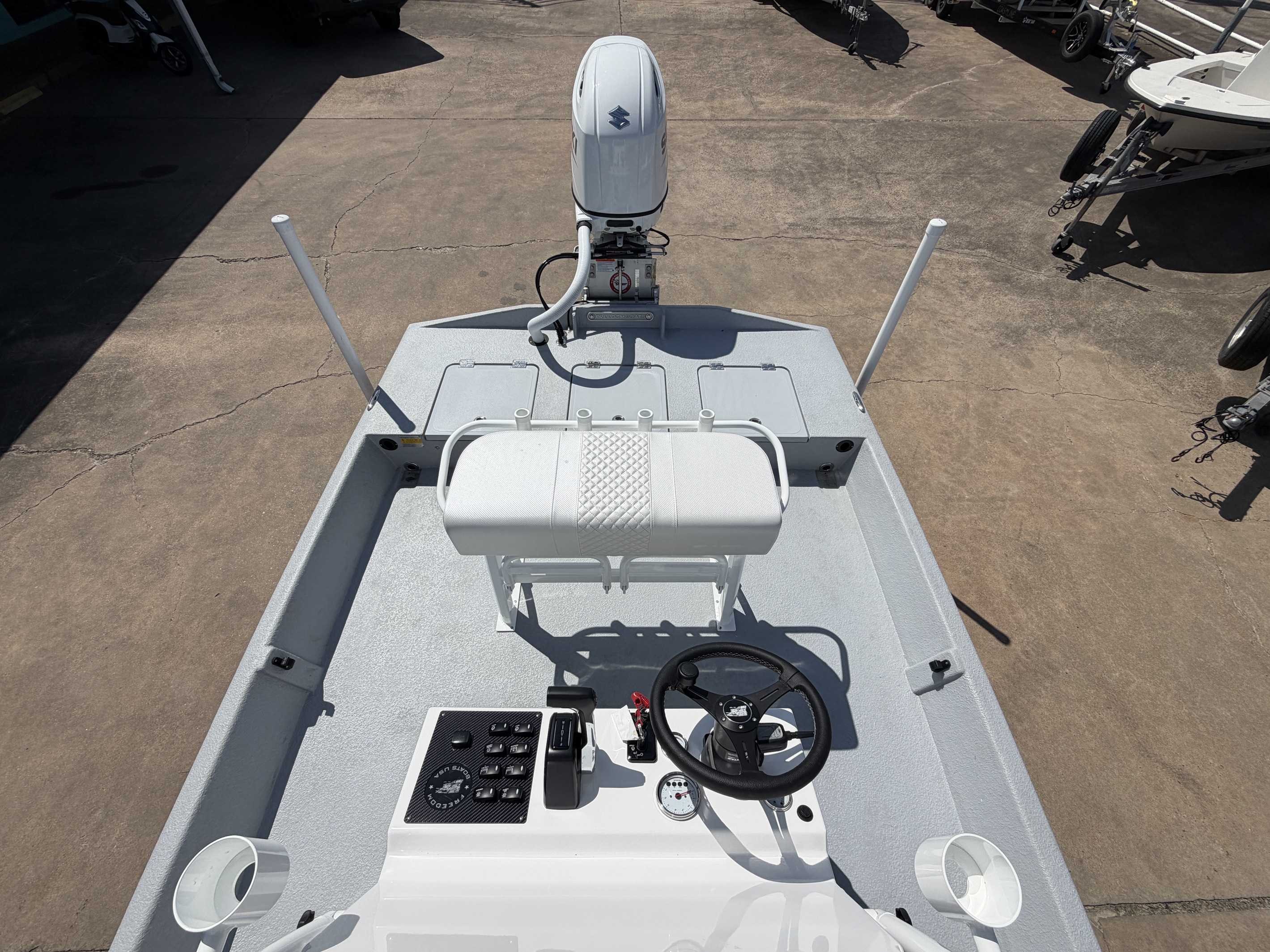 2027 Freedom Commander Flat/Skiff