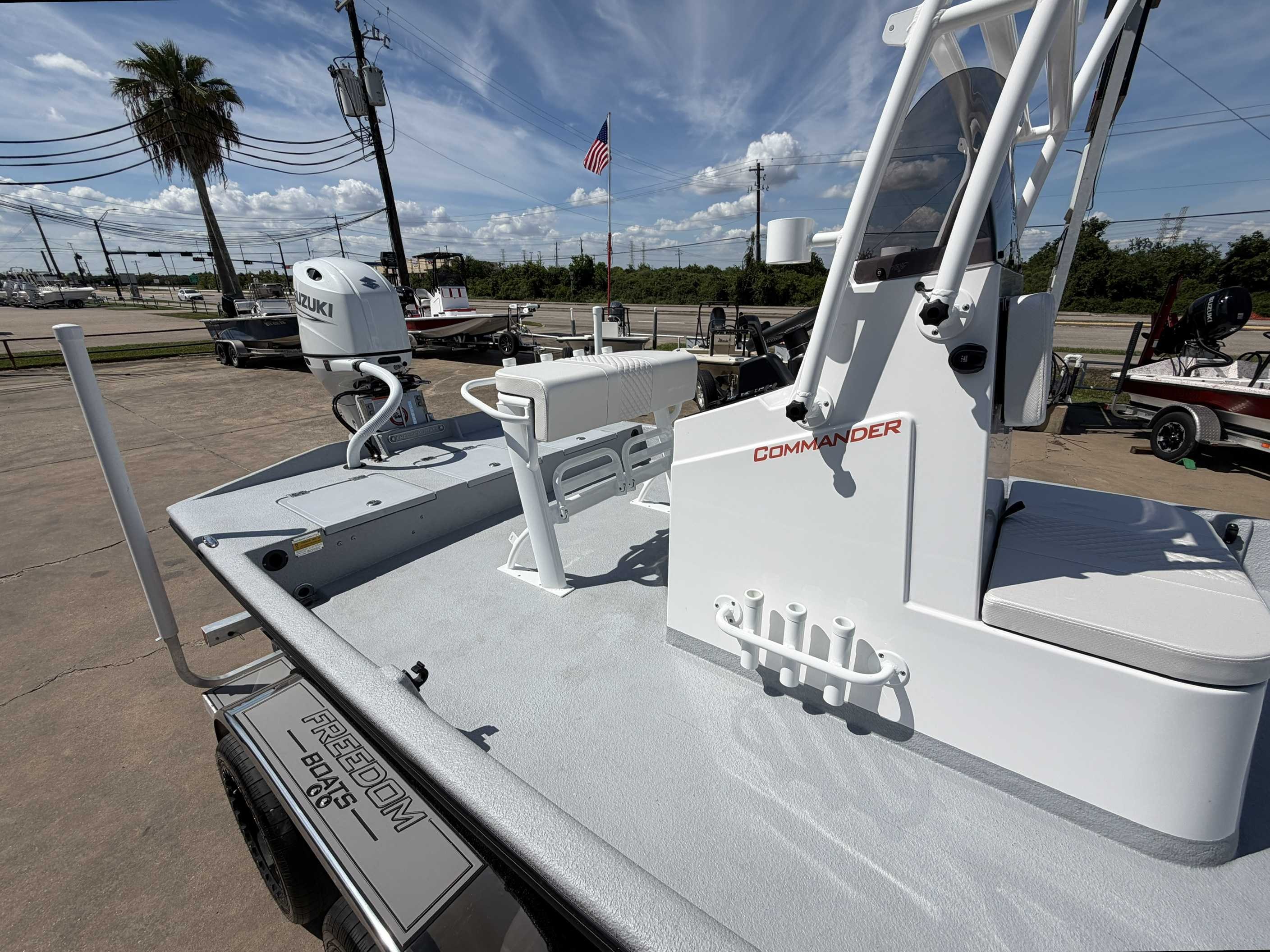 2027 Freedom Commander Flat/Skiff