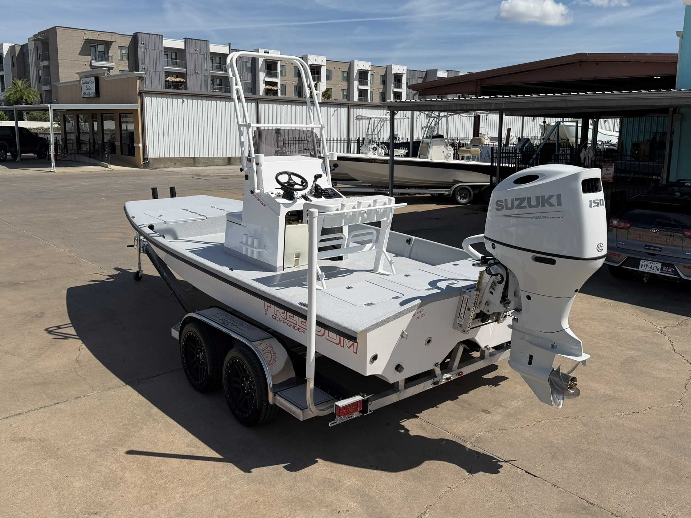 2027 Freedom Commander Flat/Skiff