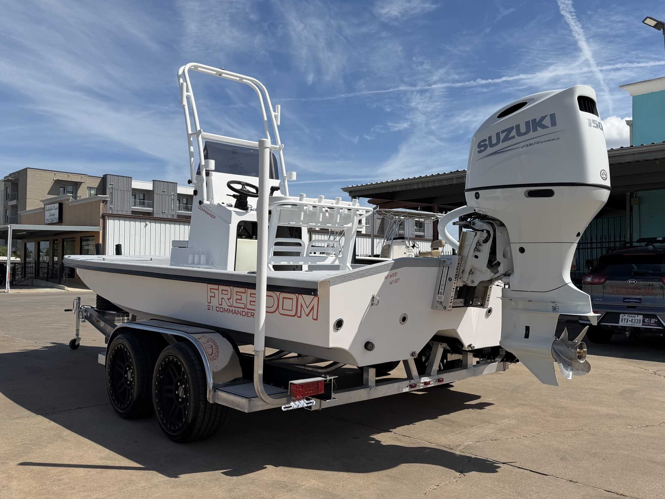 2027 Freedom Commander Flat/Skiff