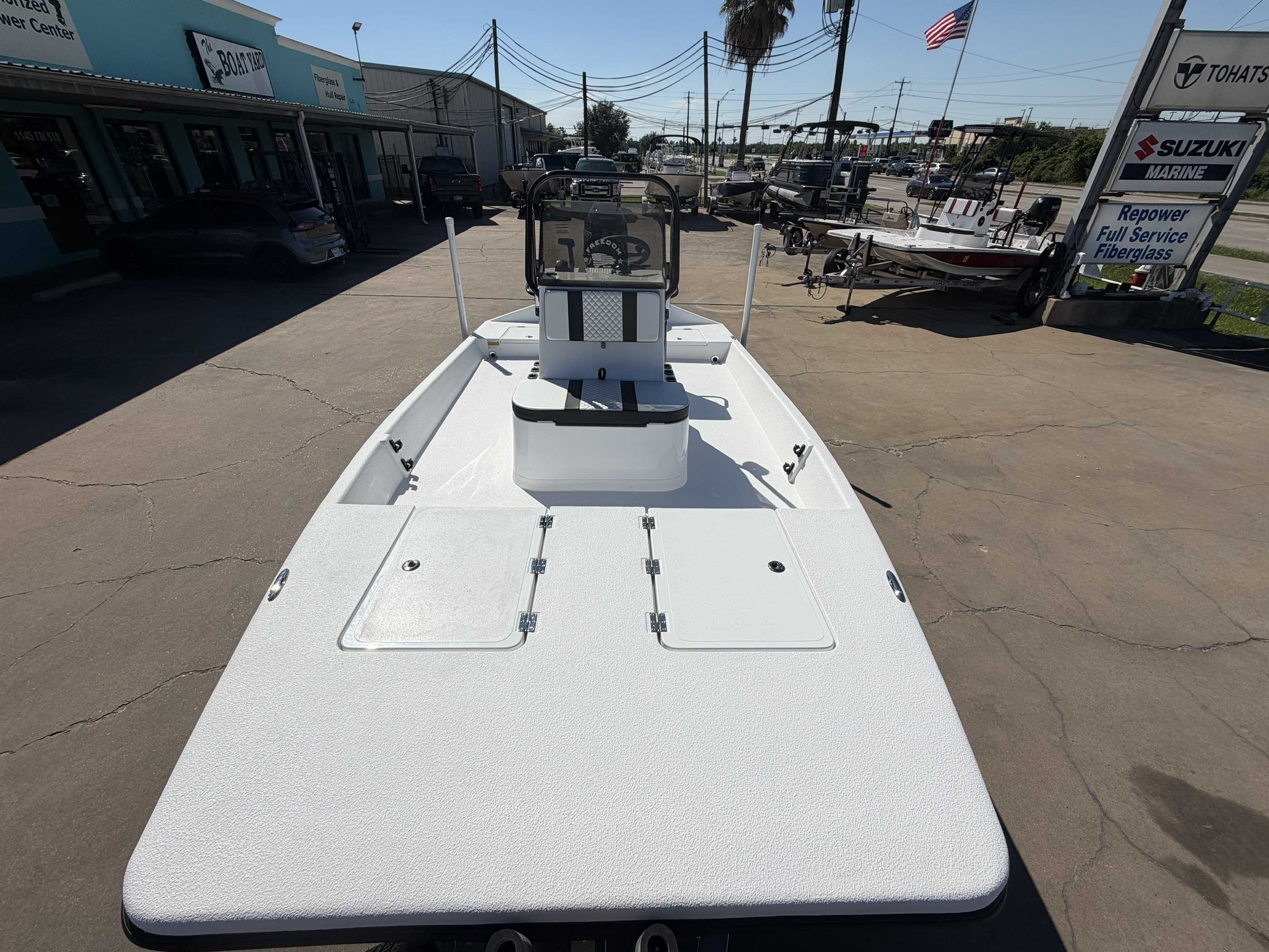 2027 Freedom Eagle Flat/Skiff
