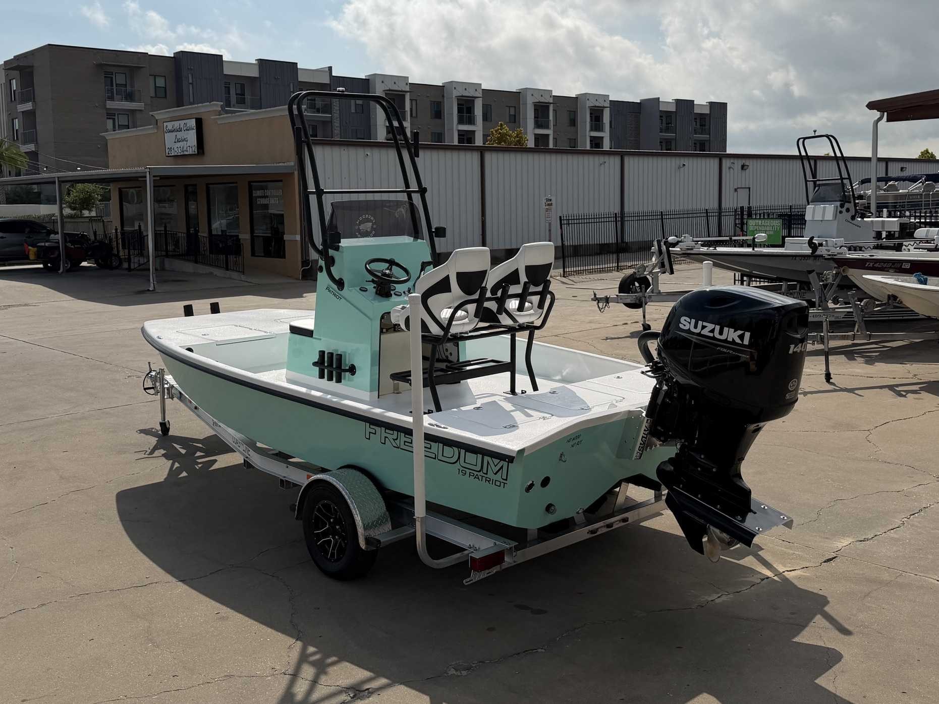 2027 Freedom Patriot Catamaran (Power)