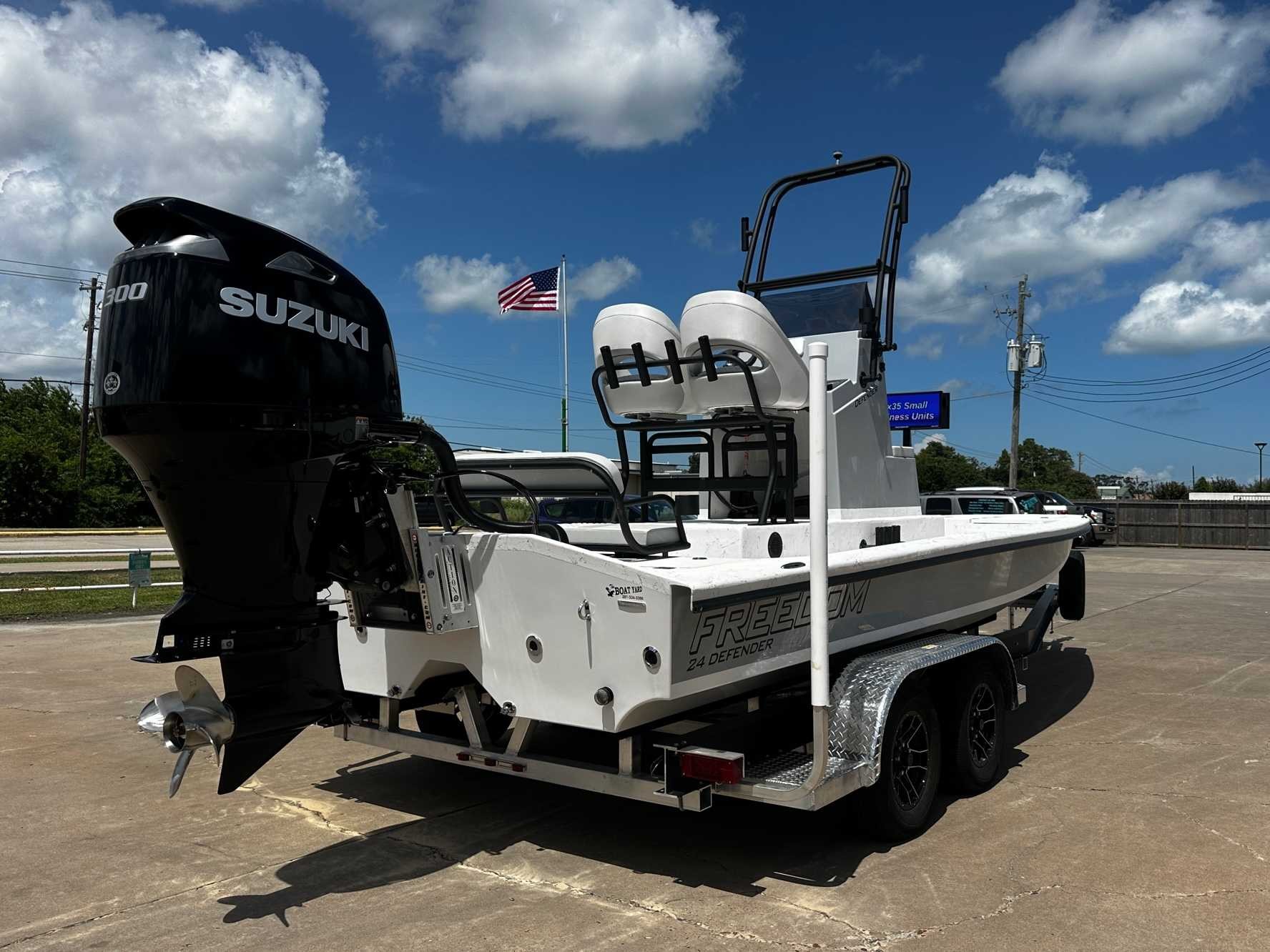 2027 Freedom Boats USA 24' Defender Fish Boat