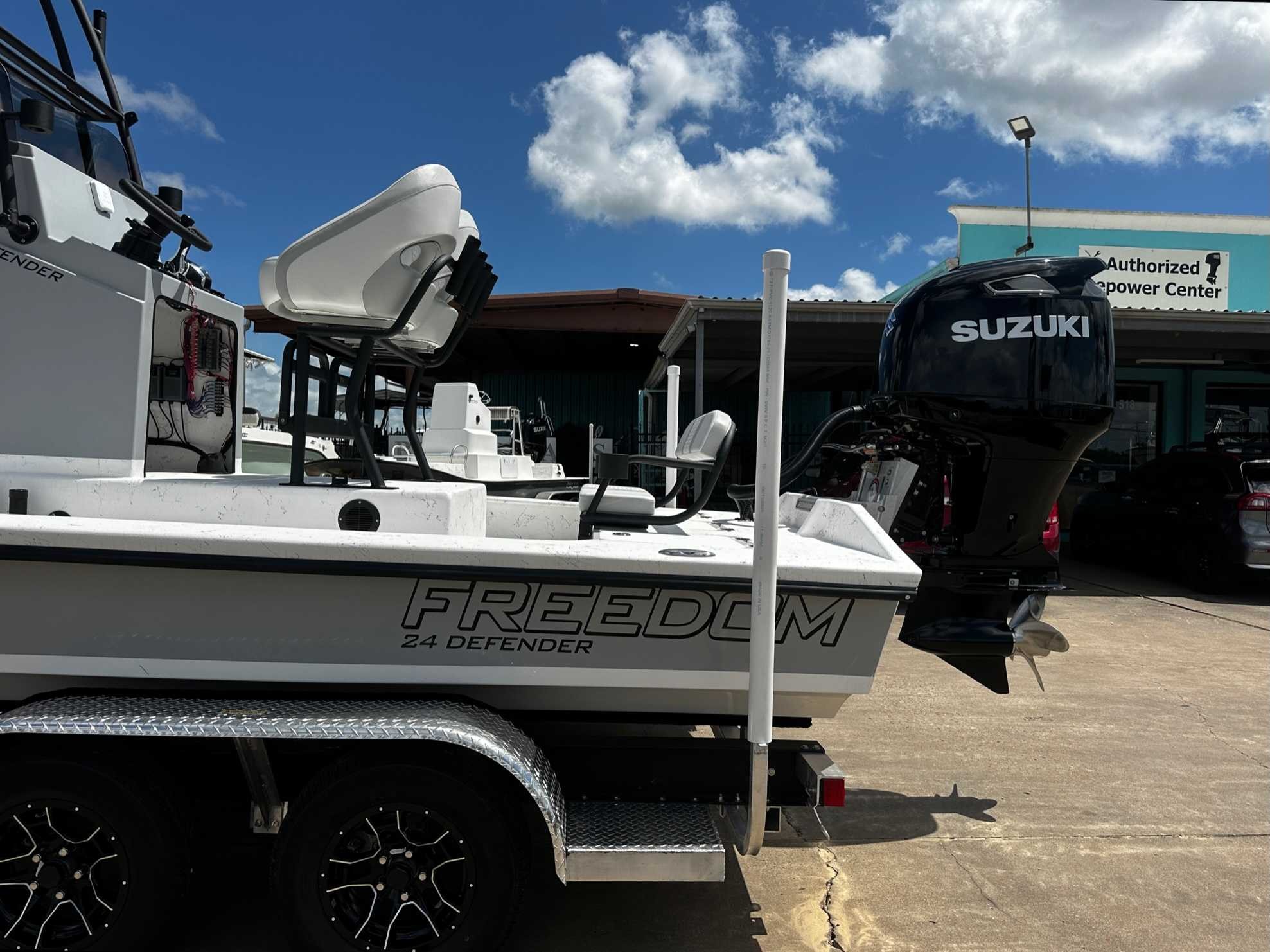 2027 Freedom Boats USA 24' Defender Fish Boat