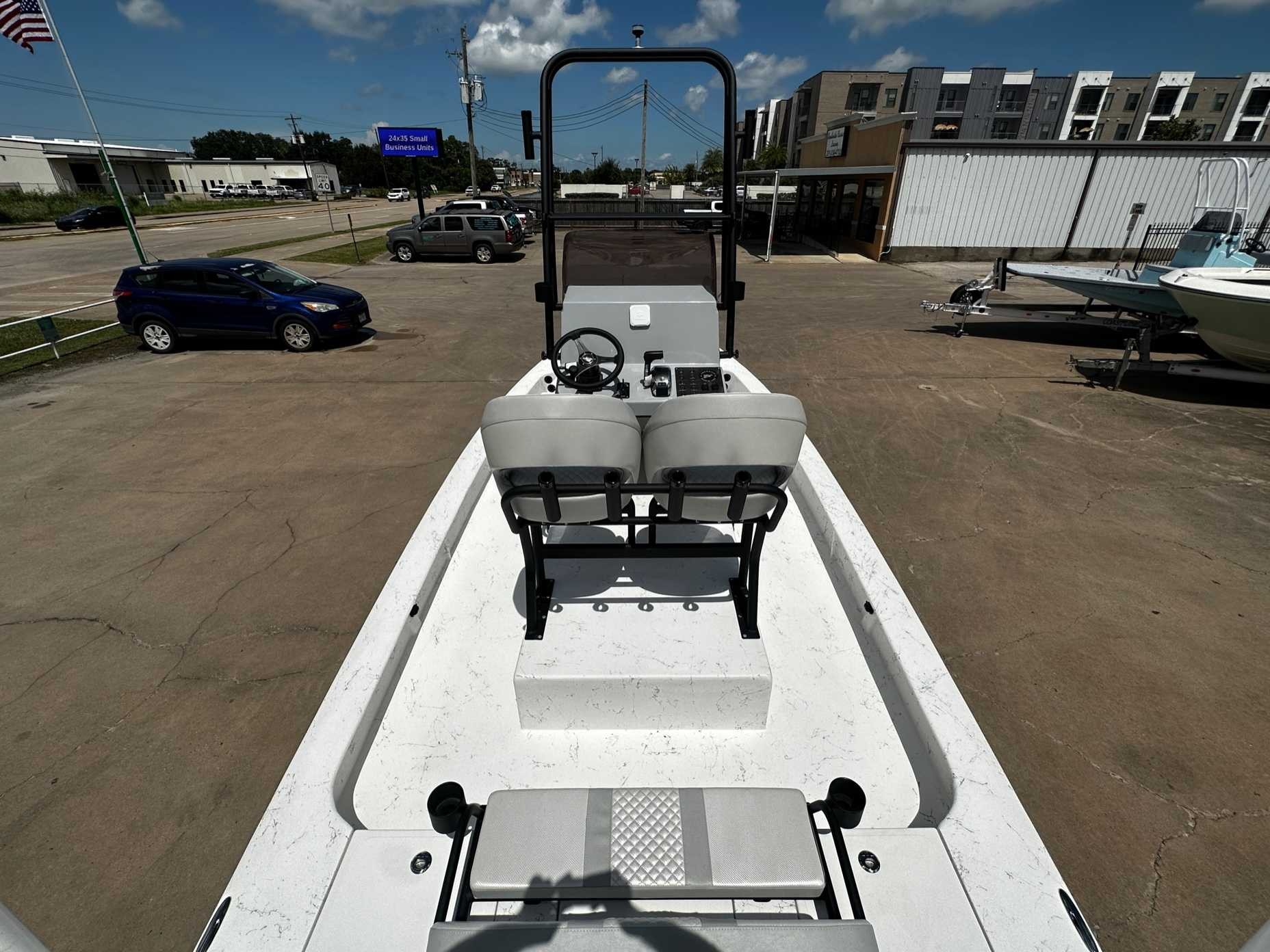 2027 Freedom Boats USA 24' Defender Fish Boat