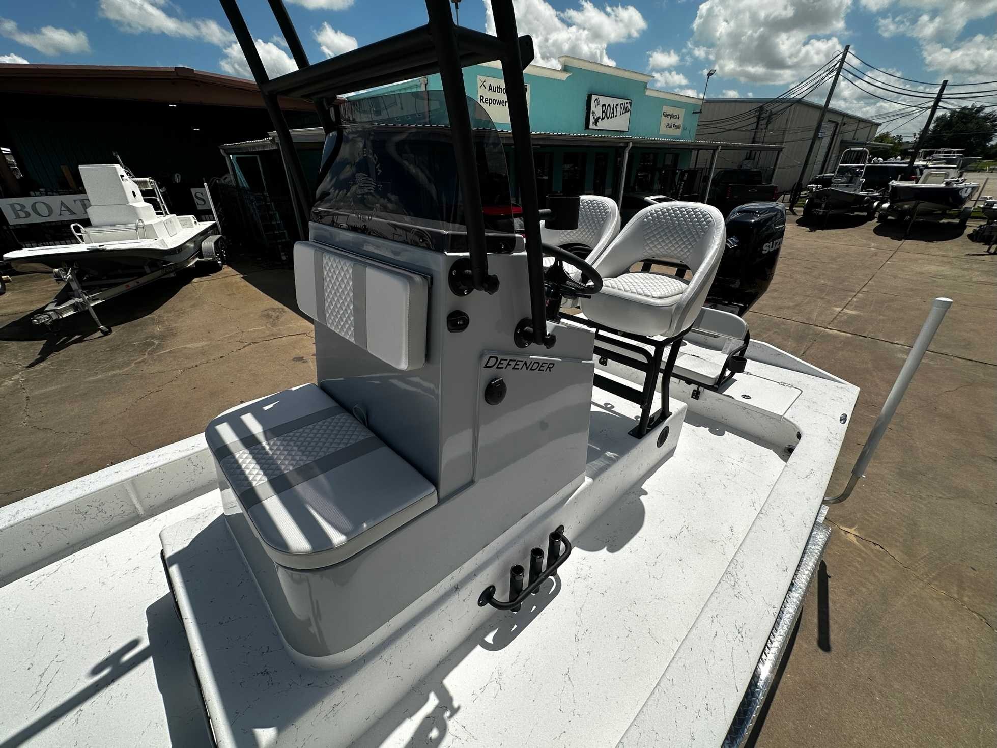 2027 Freedom Boats USA 24' Defender Fish Boat