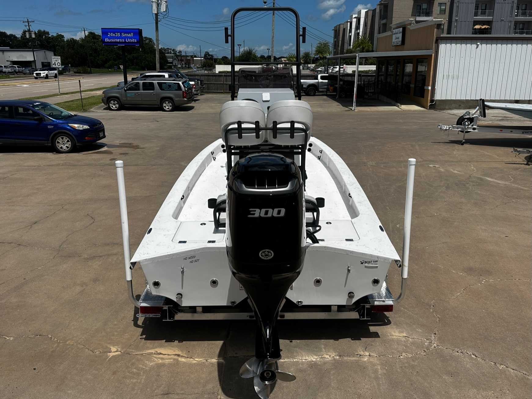 2027 Freedom Boats USA 24' Defender Fish Boat