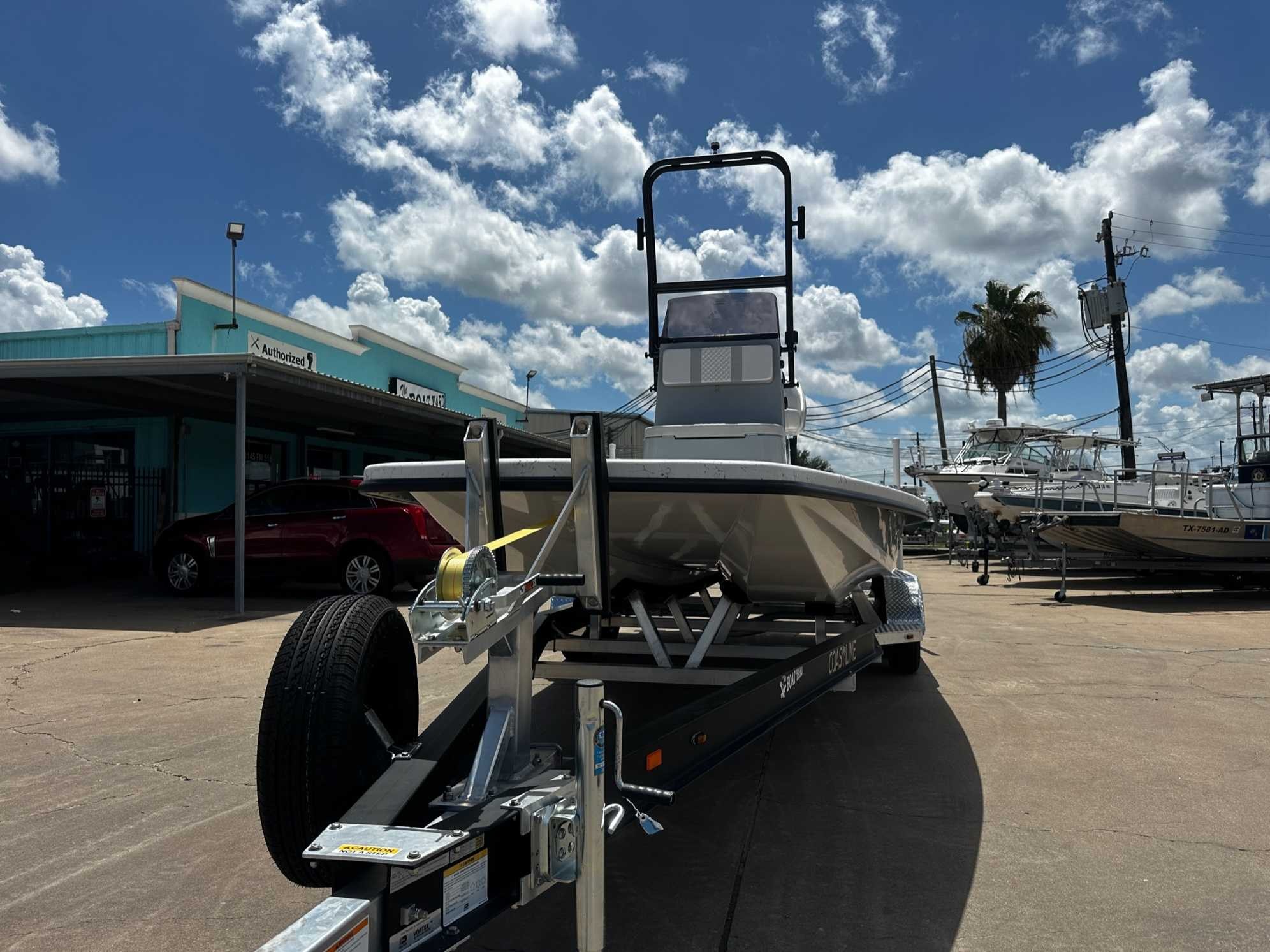 2027 Freedom Boats USA 24' Defender Fish Boat