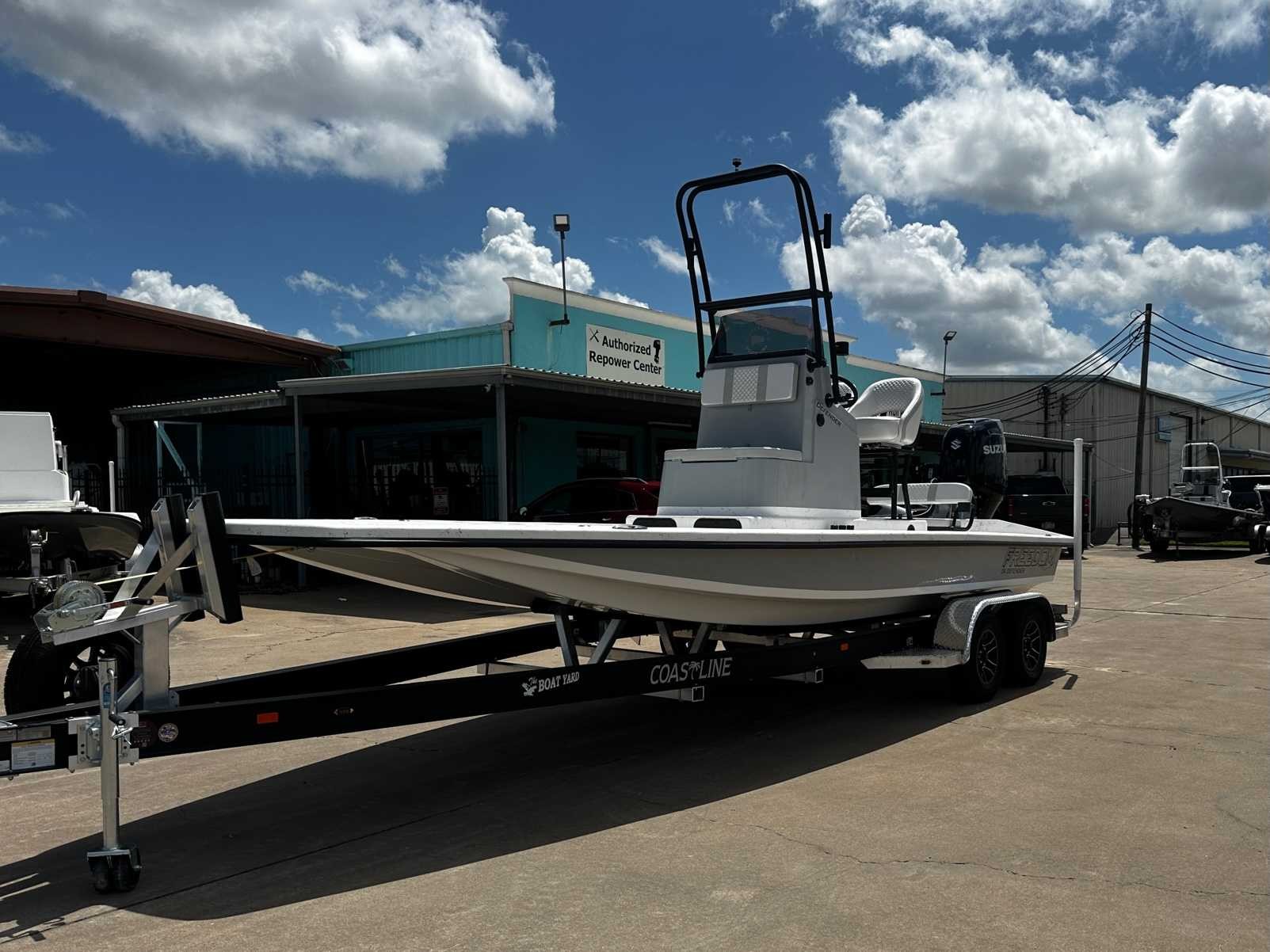 2027 Freedom Boats USA 24' Defender Fish Boat